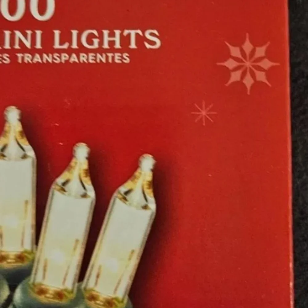Holiday Time 100 Mini Clear Lights Never Used Lighted Length 19.5 Feet